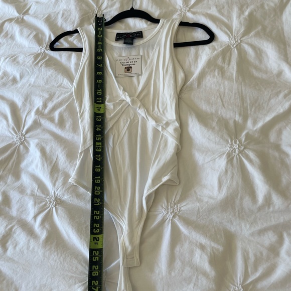 Sleeveless bodysuit - Picture 3 of 6